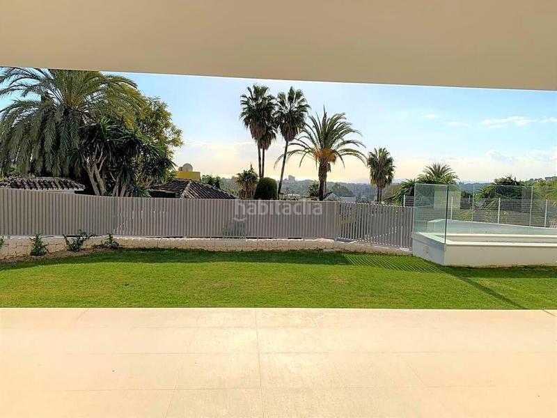 Foto c7f36d97-4be2-43bd-815c-fd5fe4fa354d. Location appartement avec parking piscine dans Los Naranjos Marbella