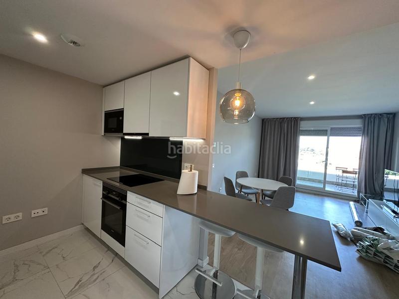 Foto 76c8197d-61e1-4eef-b6a1-62ec08050b04. Alquiler apartamento  de lujo con vistas al mar en guadaiza, nueva andalucía, en Marbella