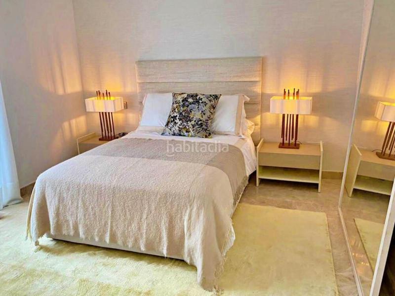 Foto 63a5f57a-8d24-46dd-b7c1-c4d4941a873c. Miete dachwohnung mit parking pool in Los Naranjos Marbella