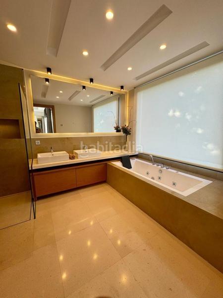 Foto 4db7b0ea-6f42-4a03-b6d0-0b3a44c7f9e0. Location maison avec parking piscine dans El Rosario - Ricmar Marbella