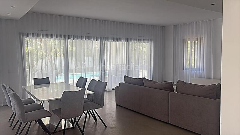 Foto 060b10e2-cdd0-4386-8c65-db79e83d09b7. Lloguer casa amb piscina a Paraiso - Barronal Estepona