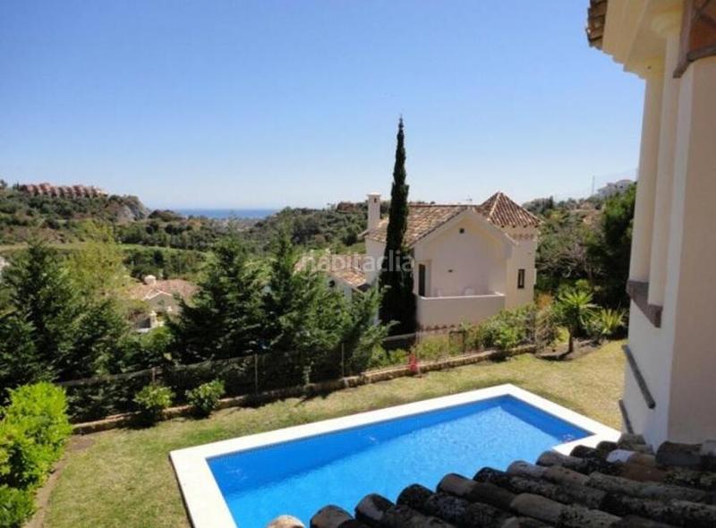 Foto bbfcc8f7-dbcf-4a68-b729-4fbbb28d492f. Miete haus mit parking pool in los arqueros - puerto del almendro Benahavís