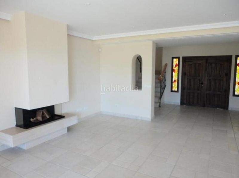 Foto 7e84de64-e64d-4253-8831-c175ca881c91. Location maison avec parking piscine dans los arqueros - puerto del almendro Benahavís