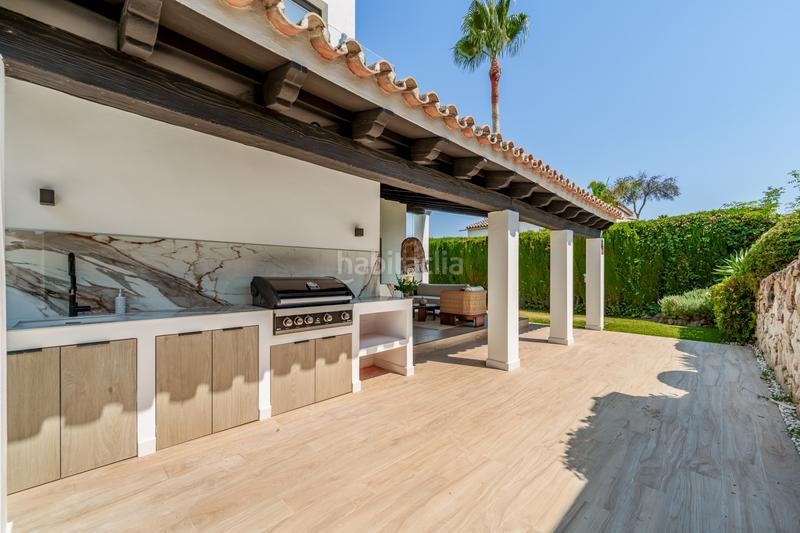 Foto 46ced958-0d1f-42d8-9f55-a105479f7ea3. Casa amb aparcament piscina a Los Naranjos Marbella