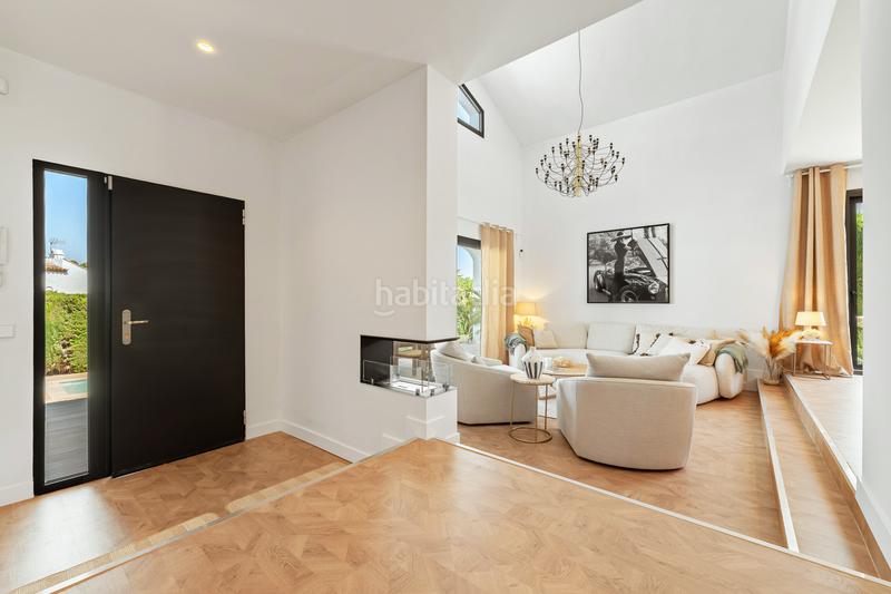 Foto 675ba94b-a6b2-4abf-81d4-24ad404ad03e. Casa amb aparcament piscina a Los Naranjos Marbella