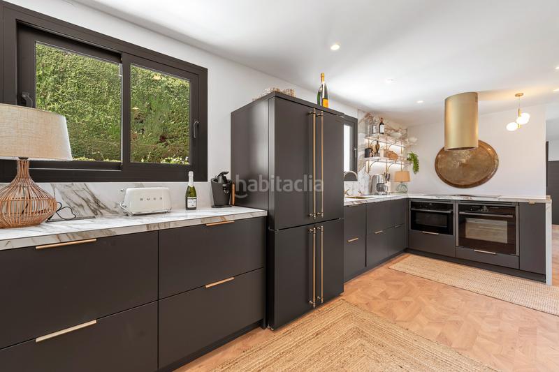 Foto 8ced893a-6977-4a11-bede-3c9707803c7b. Casa amb aparcament piscina a Los Naranjos Marbella