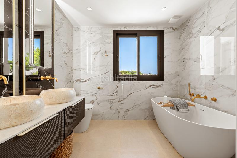 Foto e4382dd4-a50e-41ed-8007-9606a682ed84. Casa amb aparcament piscina a Los Naranjos Marbella