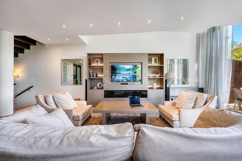 Foto 8b1916bc-bcc7-4d03-8118-44b3189f8b94. Affitto casa a schiera in verdi-ur Sierra Blanca 38 in Marbella