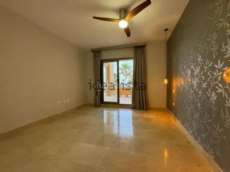 Foto 5456c3e5-4420-4565-810e-ebfea5afc2bc. Lloguer apartament amb aparcament piscina a El Paraíso Benahavís