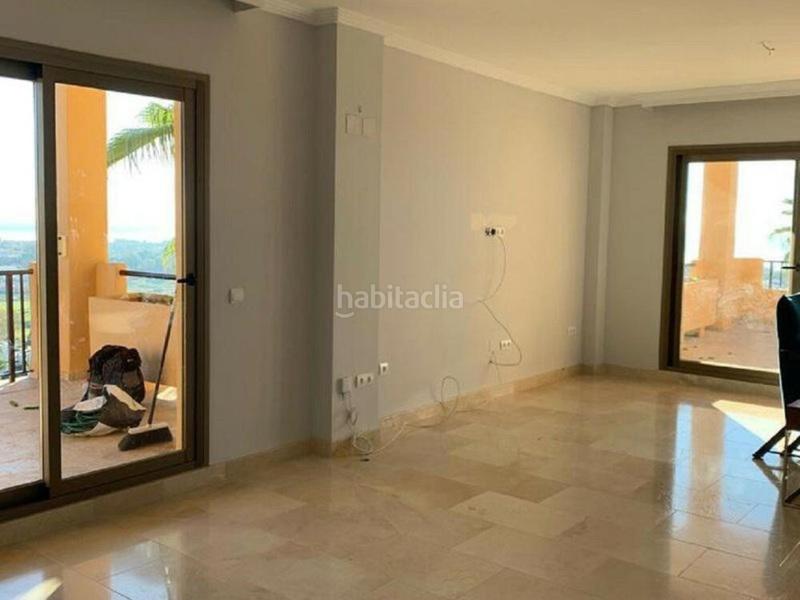 Foto e78eb859-e6a4-453b-aa40-6dec41eb509e. Lloguer apartament amb aparcament piscina a El Paraíso Benahavís