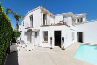 Lloguer Casa a Nueva Alcántara. Encantadora villa de 4 dormitorios en la playa  san pedro, marbe