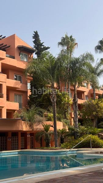 Foto d390e336-90a5-4c0d-b0e8-395e27dd95fd. Location rez-de-chaussée avec parking piscine dans Las Lomas de Río Verde Marbella