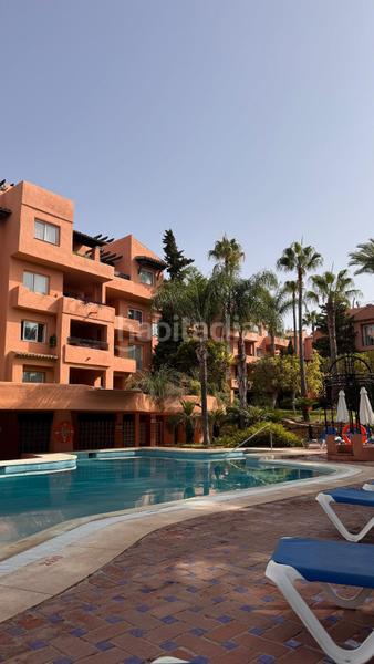 Foto e4808e0f-2898-4d7d-9ea1-20d0e64e61f1. Location rez-de-chaussée avec parking piscine dans Las Lomas de Río Verde Marbella