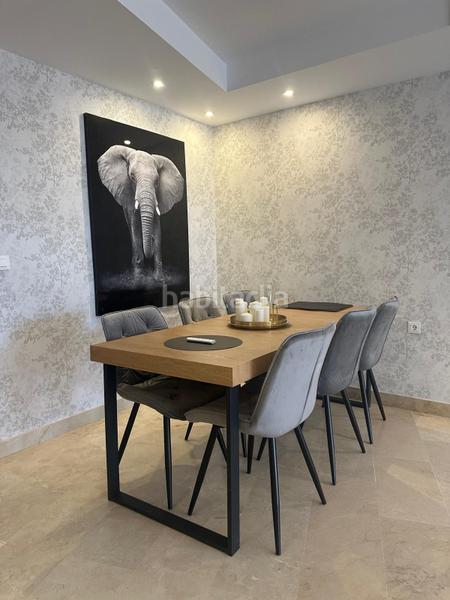 Foto ad886ede-16a8-470a-be55-1496507249f2. Miete erdgeschoss mit parking pool in Las Lomas de Río Verde Marbella