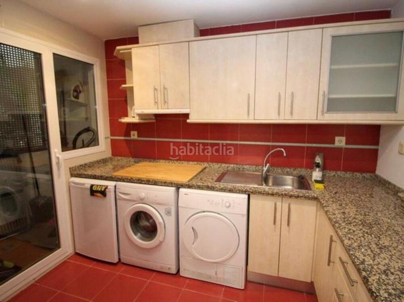 Foto 3d0f5e5d-0d9d-467b-bc60-bace6061235f. Planta baja espacioso apartamento de 3 dormitorios con terrazas expansivas y alrededores tropicales miraflores en Mijas