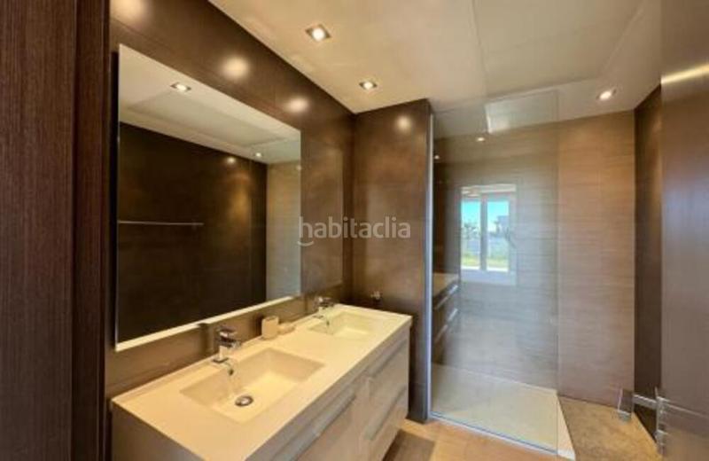 Foto 3c46e5f1-09db-494e-9022-6ebf9e9b9764. Apartamento elegante apartamento de 4 dormitorios en avalon, los arqueros golf en Benahavís