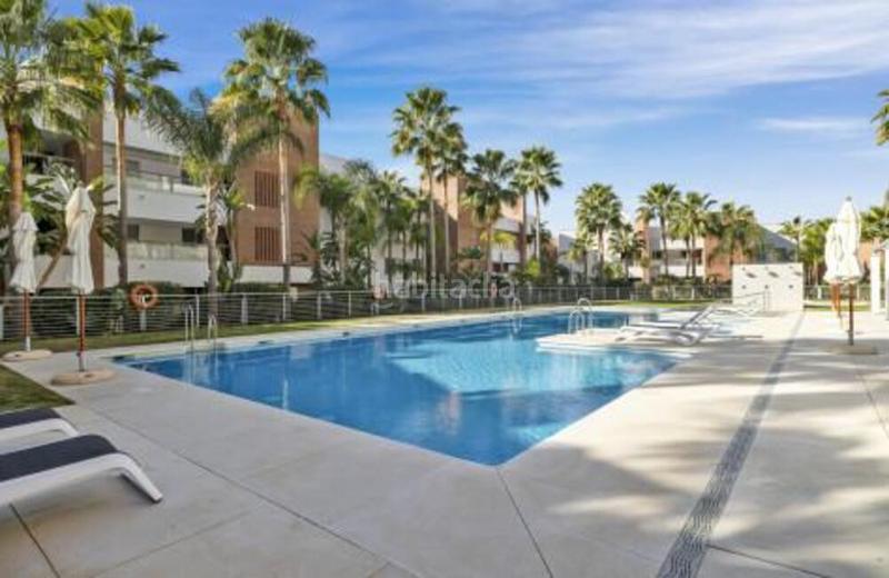 Foto e32e399c-fd41-412b-97aa-3b27c2227e08. Apartamento elegante apartamento de 4 dormitorios en avalon, los arqueros golf en Benahavís