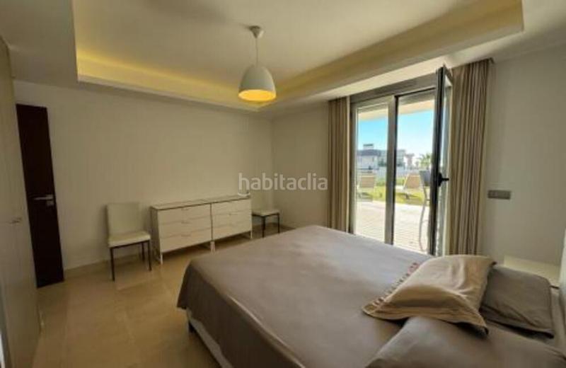 Foto fed517d3-7dcf-43b5-bb26-5ba9c5f28b7e. Rent apartment with parking pool in los arqueros - puerto del almendro Benahavís