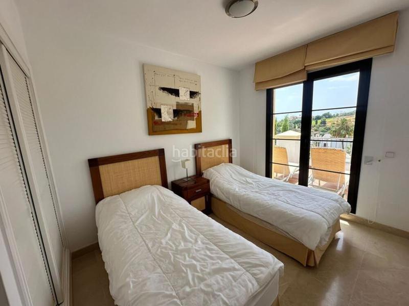 Foto 16530b21-f478-4e31-9098-7ed528f02e79. Alquiler apartamento amplio apartamento de 3 dormitorios para alquiler a largo plazo en los arqueros, en Benahavís