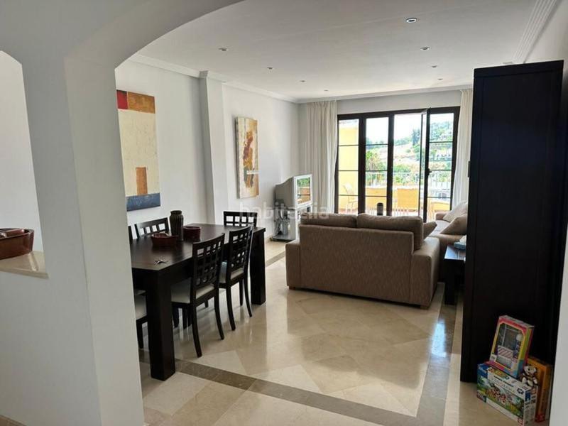 Foto 25970deb-70e7-4e2c-9e69-764c66c74a3d. Alquiler apartamento amplio apartamento de 3 dormitorios para alquiler a largo plazo en los arqueros, en Benahavís