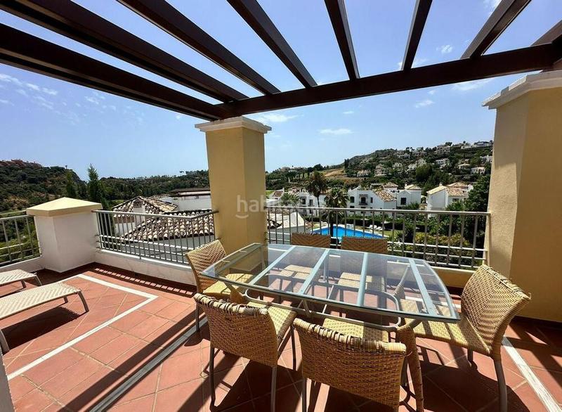 Foto 81df98cf-5db6-474f-8979-9ab12fdca6b7. Alquiler apartamento amplio apartamento de 3 dormitorios para alquiler a largo plazo en los arqueros, en Benahavís