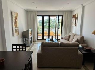 Location Appartement à La Quinta. Amplio apartamento de 3 dormitorios para alquiler a largo plazo