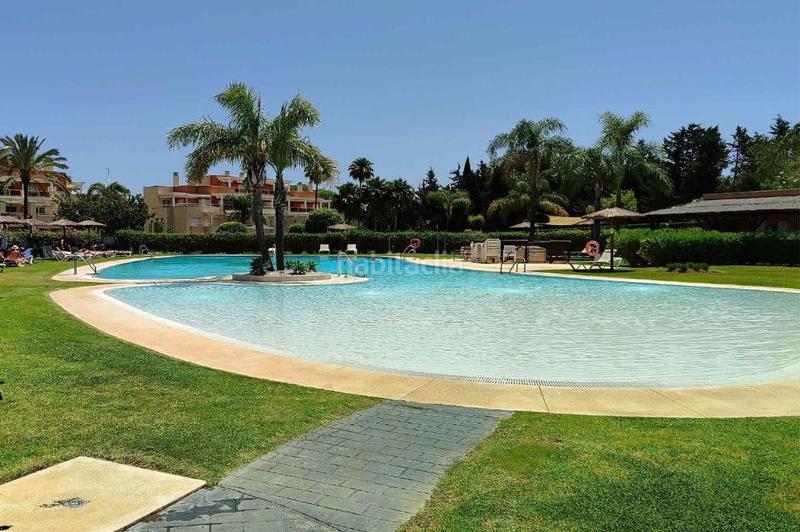 Foto a6c2f9e6-1439-46b8-86b2-18d0d6e6beb2. Ático  de dúplex excepcional con panoramic vistas en la nueva milla de oro en Estepona