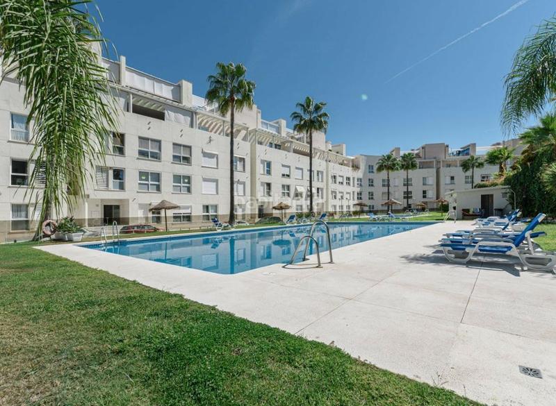 Foto 831971f2-17f0-4e82-86b5-0a5aeec034ac. Alquiler planta baja lujo en Las Brisas Marbella