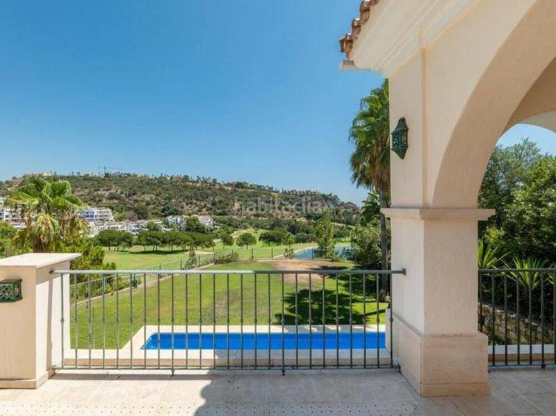 Foto 3a2de551-3e53-45a0-bfe4-08482e016225. Affitto casa con parcheggio piscina in los arqueros - puerto del almendro Benahavís