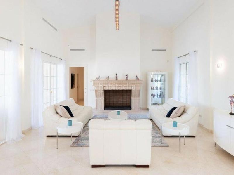 Foto dd54edd4-1836-40be-9298-fc4ce1685497. Affitto casa con parcheggio piscina in los arqueros - puerto del almendro Benahavís