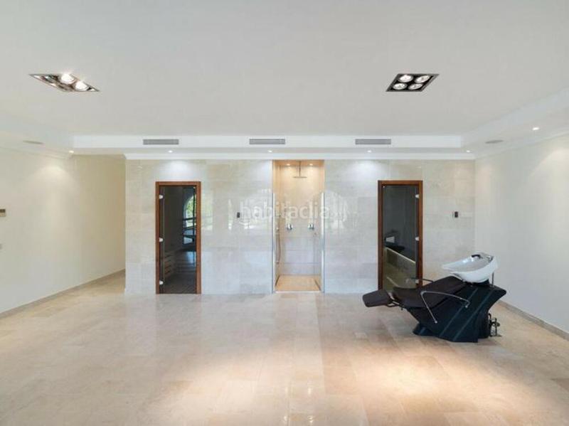 Foto 4fbb753d-ab5b-4019-bee8-0373810c74bd. Location maison avec parking piscine dans los arqueros - puerto del almendro Benahavís