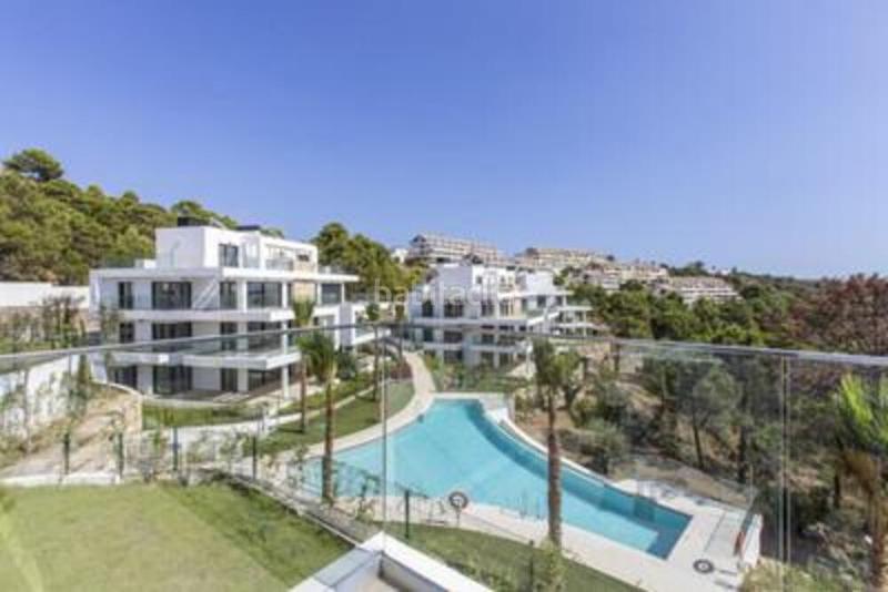 Foto 21301a50-3a4b-4cbc-a71a-792f75580675. Alquiler apartamento nuevo alquiler lujoso apartamento moderno en la nueva milla de oro en Estepona