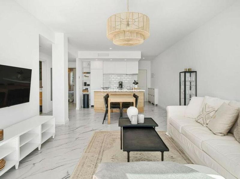 Foto 1a19c634-691a-45e2-b0ae-006ea7c70a12. Penthouse with parking pool in Aloha Marbella