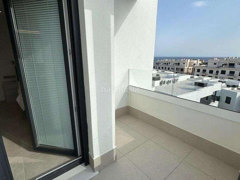 Foto 7bf049f7-0af2-4788-a84b-6b7499458d10. Rent semi detached house with parking pool in Mijas golf Mijas