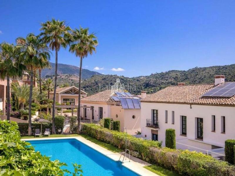 Foto b5ba8d70-e7fe-4de0-a4d7-3d133ce6942f. Location maison jumelée avec parking piscine dans Benahavís pueblo Benahavís