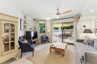 Lloguer Planta baixa a Elviria. Apartamento en primera línea de playa  disponible hasta el 30 de