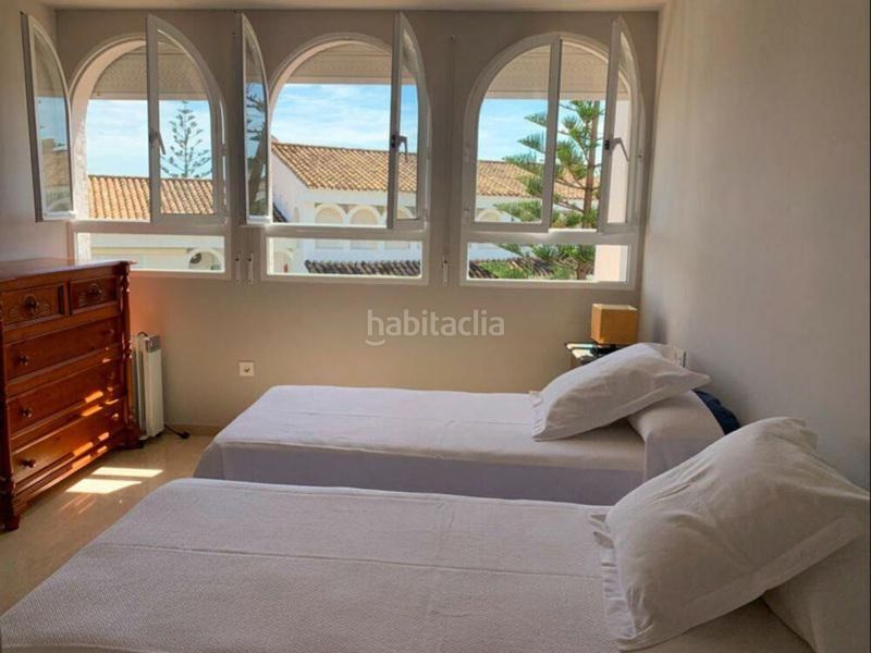 Foto df871cb4-3f9e-41d6-a55d-5dcd7c0860b6. Piccolo appartamento con parcheggio piscina in Marbesa Marbella