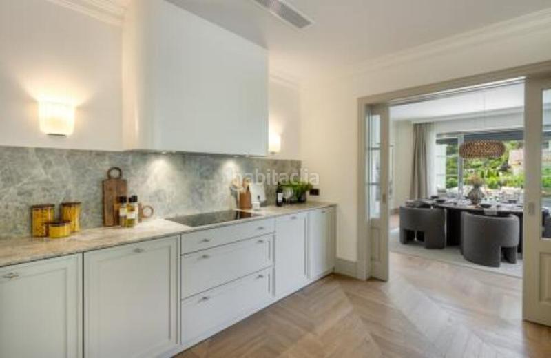 Foto 107f29cf-7336-4291-a508-6d3a23353c32. Casa amb aparcament piscina a La Zagaleta Benahavís