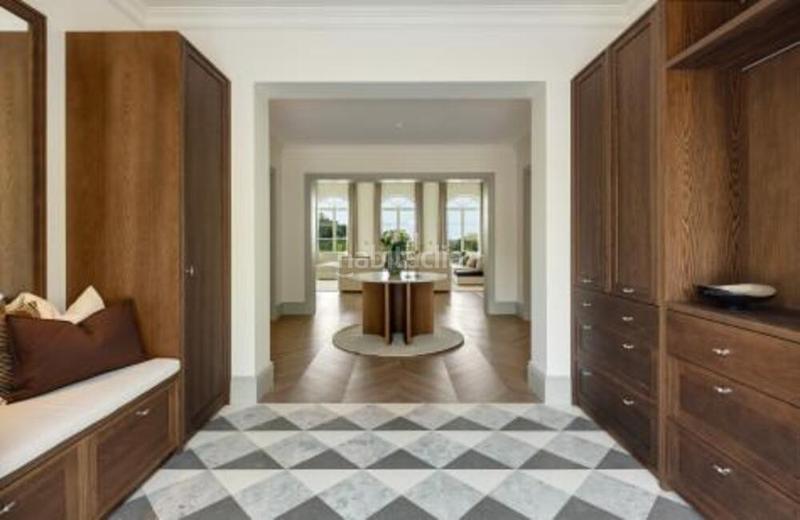 Foto bdcf1556-21db-482c-b4ef-cbc627c40092. Casa amb aparcament piscina a La Zagaleta Benahavís