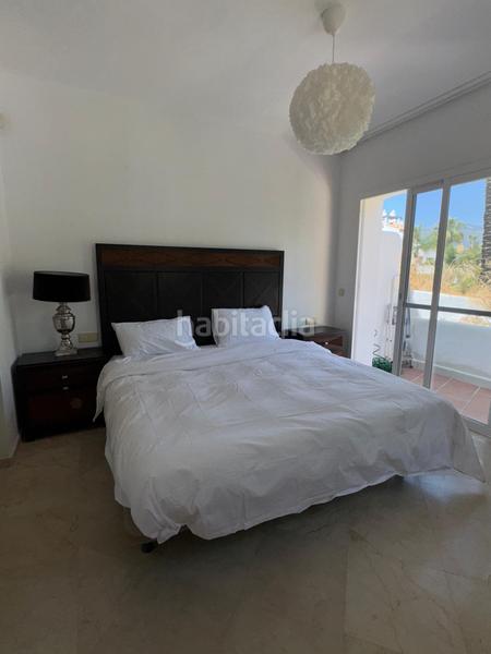 Foto cf734e71-ce81-44c7-885a-b62a8b960825. Miete appartement mit parking pool in Puerto Banús Marbella