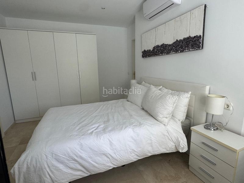 Foto fe20623a-b98e-4d20-948b-fcc518dfa2fb. Miete appartement mit parking pool in Puerto Banús Marbella
