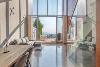 Location Maison jumelée à Benahavís pueblo. Descubre un retiro sereno en el corazón de benahavís