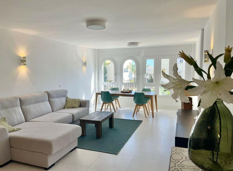 Foto 18d51394-5d9f-4a66-b8cf-96243b414d09. Alquiler ático en Elviria Marbella