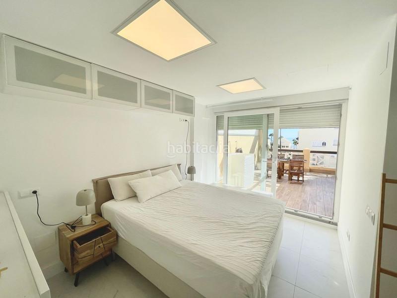 Foto 9c0a7e97-4d93-4ac3-b8ca-ecee8384e598. Alquiler ático en Elviria Marbella