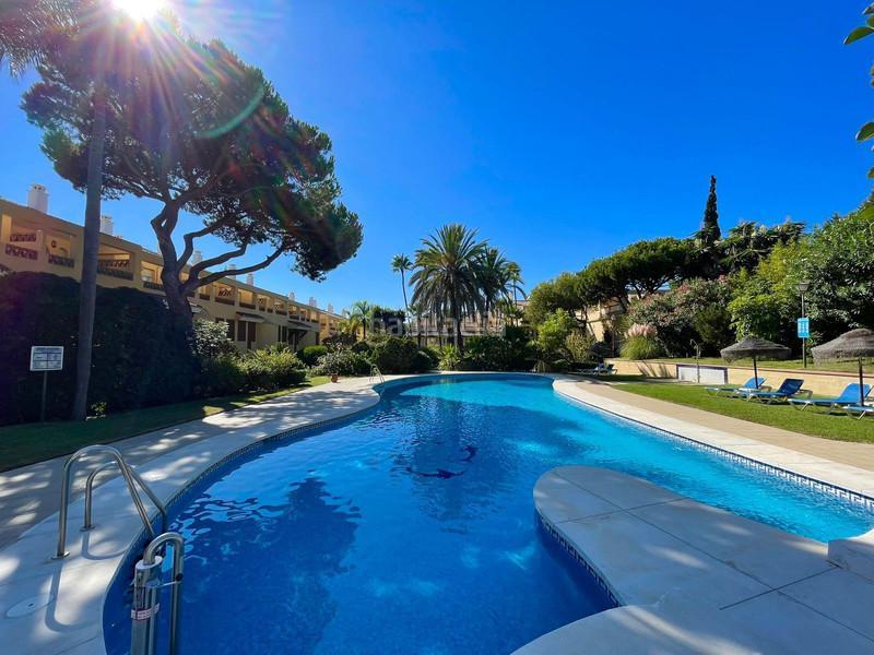 Foto e27b4cfd-9d1f-4de6-94fd-befe303313d3. Location attique avec parking piscine dans Elviria Marbella