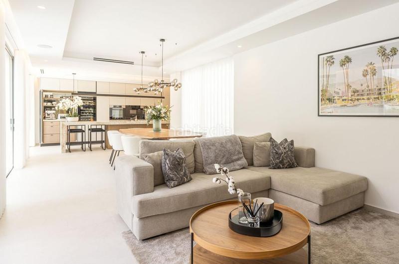 Foto 4cea5b54-3721-4442-aa92-f7417fce6fac. Casa con riscaldamento parcheggio piscina in Los Naranjos Marbella