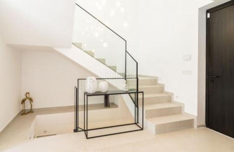 Foto b8872b6c-5f45-4785-8967-27008d48777a. Casa con riscaldamento parcheggio piscina in Los Naranjos Marbella