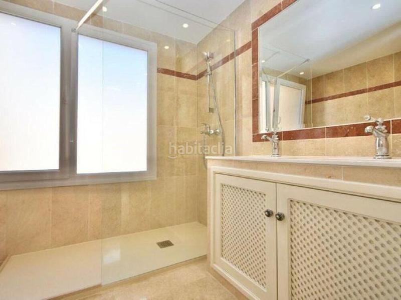 Foto 5419842d-ce75-4777-a14f-463e57e0dcf9. Casa adossada amb aparcament piscina a Rodeo Alto - Guadaiza - La Campana Marbella