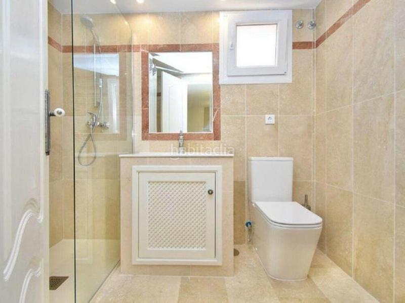 Foto 52ec1db4-719d-48b3-ad74-f075a882e8e0. Reihenhaus mit parking pool in Rodeo Alto - Guadaiza - La Campana Marbella