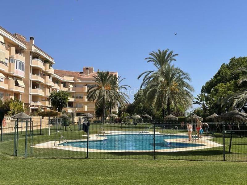 Foto 0a3d13cd-a30e-4864-8554-a54159618374. Rent apartment with parking pool in La Concha - Resina Golf Estepona